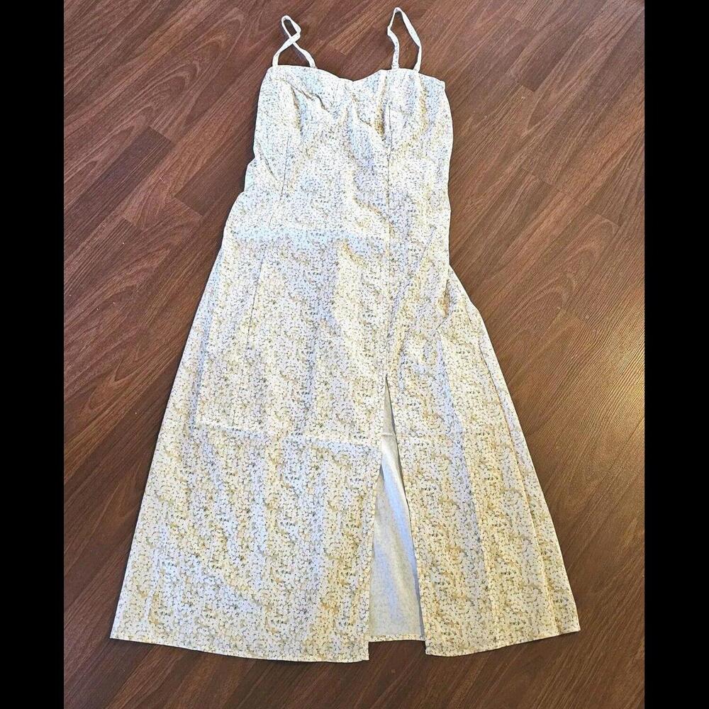Yellow Floral Dress With Spaghetti Straps Size Medium (No Brand Tag)